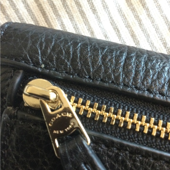 COACH wallet - Picture 4 of 12